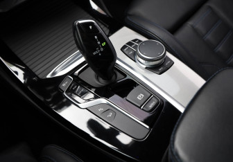 Подержанный автомобиль BMW X4 2019 года (15 фото)