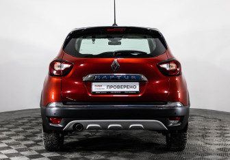 Подержанный автомобиль Renault Kaptur 2020 года (6 фото)