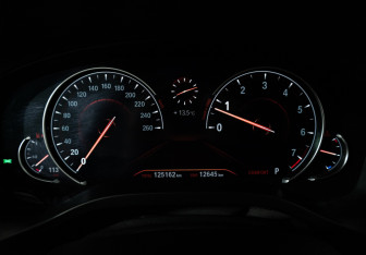 Подержанный автомобиль BMW X3 2018 года (12 фото)