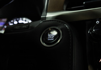 Подержанный автомобиль Lexus LX 2018 года (16 фото)