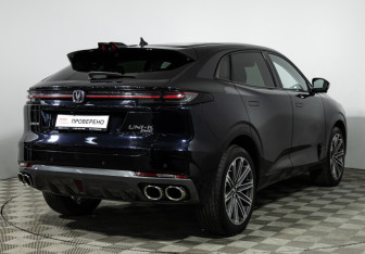 Подержанный автомобиль Changan UNI-K 2023 года (5 фото)