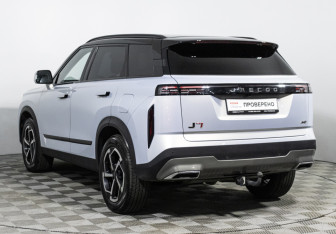 Подержанный автомобиль Jaecoo J7 2024 года (7 фото)