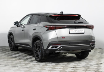 Подержанный автомобиль Omoda C5 2023 года (7 фото)