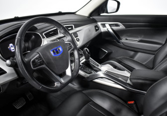 Подержанный автомобиль Geely Atlas 2019 года (9 фото)
