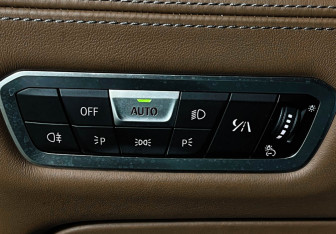 Подержанный автомобиль BMW X6 M 2020 года (20 фото)