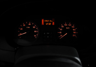 Подержанный автомобиль Renault Logan Sedan 2009 года (16 фото)