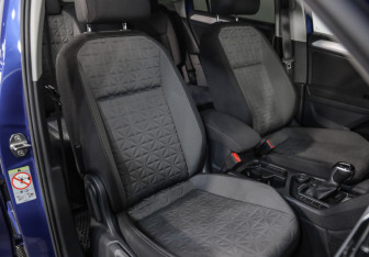 Подержанный автомобиль Volkswagen Tiguan 2021 года (22 фото)