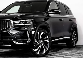 Подержанный автомобиль Geely Monjaro 2022 года (2 фото)