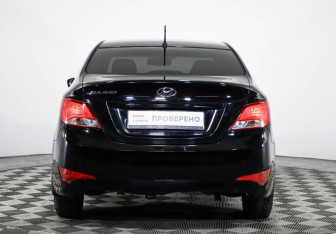 Подержанный автомобиль Hyundai Solaris Sedan 2016 года (6 фото)