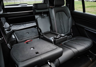 Подержанный автомобиль BMW X7 2023 года (31 фото)