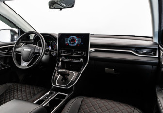 Подержанный автомобиль Haval M6 2023 года (10 фото)