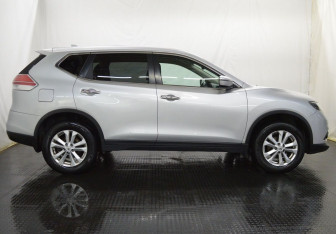 Подержанный автомобиль Nissan X-Trail 2018 года (4 фото)