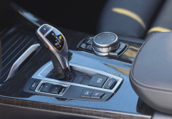 Подержанный автомобиль BMW X4 2015 года (15 фото)