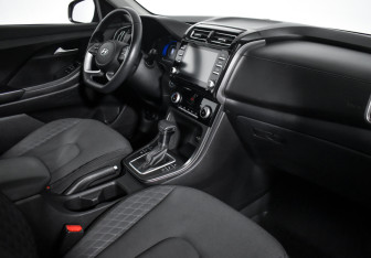 Подержанный автомобиль Hyundai Creta 2021 года (10 фото)