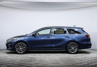 Подержанный автомобиль Kia Ceed Wagon 2019 года (8 фото)