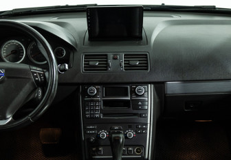 Подержанный автомобиль Volvo XC90 2012 года (14 фото)