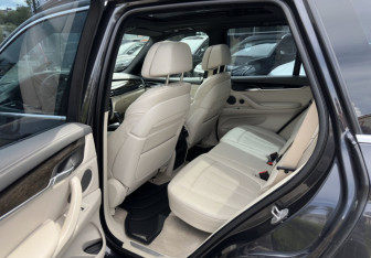 Подержанный автомобиль BMW X5 2013 года (12 фото)