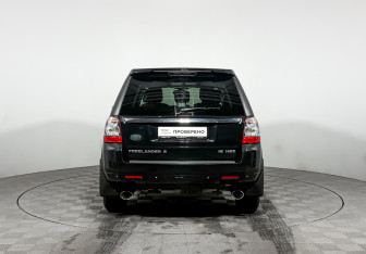 Подержанный автомобиль Land Rover Freelander 2012 года (6 фото)