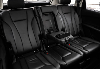 Подержанный автомобиль Audi Q7 2020 года (27 фото)