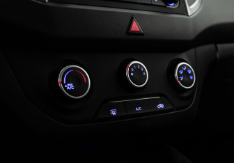 Подержанный автомобиль Hyundai Creta 2019 года (16 фото)