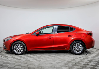 Подержанный автомобиль Mazda 3 Sedan 2014 года (8 фото)