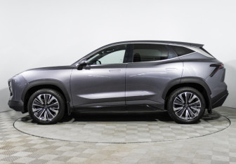 Подержанный автомобиль Jetour Dashing 2023 года (8 фото)