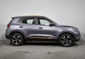 Подержанный автомобиль Chery Tiggo 4 Pro 2022 года (4 фото)