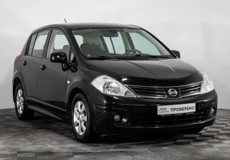 Подержанный автомобиль Nissan Tiida Hatchback 2010 года (3 фото)