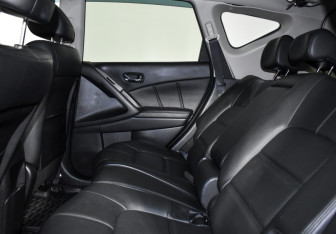 Подержанный автомобиль Nissan Murano Suv 2015 года (12 фото)
