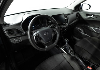 Подержанный автомобиль Hyundai Solaris Sedan 2020 года (11 фото)
