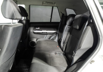 Подержанный автомобиль Suzuki Grand Vitara 2011 года (10 фото)