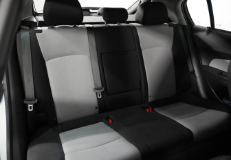 Подержанный автомобиль Chevrolet Cruze Hatchback 2012 года (20 фото)