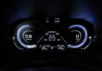 Подержанный автомобиль Geely Emgrand 2023 года (12 фото)