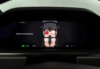 Подержанный автомобиль Tesla Model X 2023 года (30 фото)