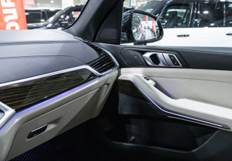 Подержанный автомобиль BMW X5 2019 года (31 фото)