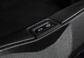 Подержанный автомобиль BMW X7 2020 года (33 фото)