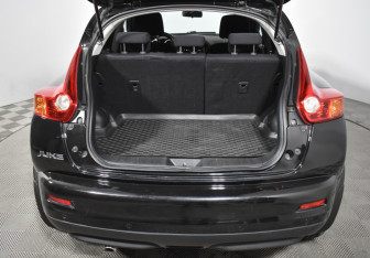 Подержанный автомобиль Nissan Juke 2014 года (19 фото)