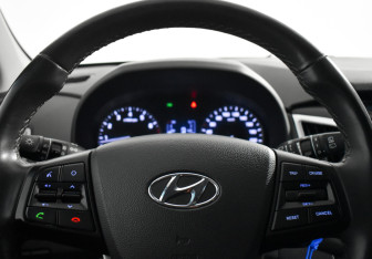 Подержанный автомобиль Hyundai Creta 2019 года (15 фото)