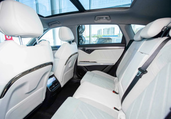 Новый Voyah Free 2025 (8 фото)