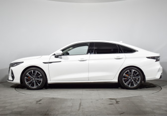 Подержанный автомобиль Chery Arrizo 8 2023 года (8 фото)