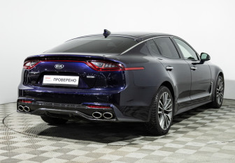 Подержанный автомобиль Kia Stinger 2019 года (5 фото)