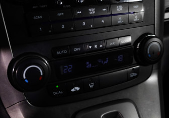 Подержанный автомобиль Honda CR-V 2008 года (18 фото)