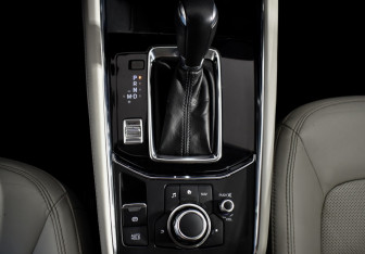 Подержанный автомобиль Mazda CX-5 2017 года (17 фото)