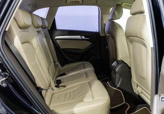 Подержанный автомобиль Audi Q5 2012 года (20 фото)