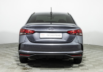 Подержанный автомобиль Hyundai Solaris Sedan 2021 года (6 фото)