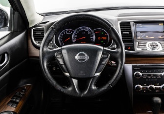 Подержанный автомобиль Nissan Teana 2008 года (11 фото)