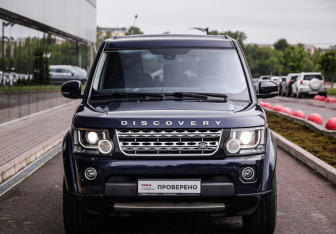 Подержанный автомобиль Land Rover Discovery 2014 года (4 фото)