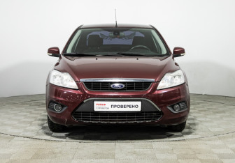 Подержанный автомобиль Ford Focus Sedan 2008 года (2 фото)