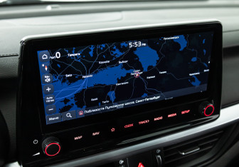 Подержанный автомобиль Kia K3 Sedan 2021 года (18 фото)