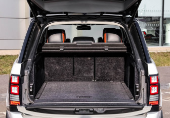 Подержанный автомобиль Land Rover Range Rover 2016 года (32 фото)